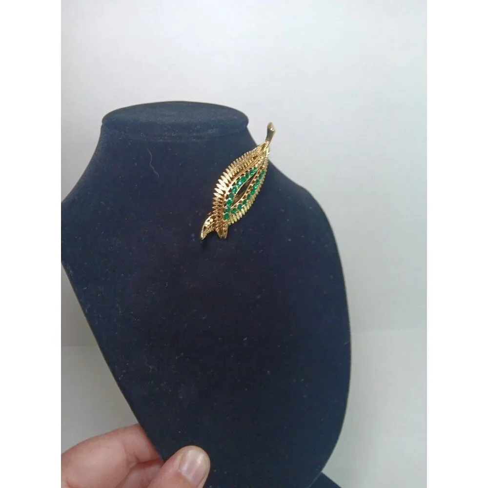 Vintage Mid Century Gold Tone Green Rhinestone Brooch Pin Twist Leaf